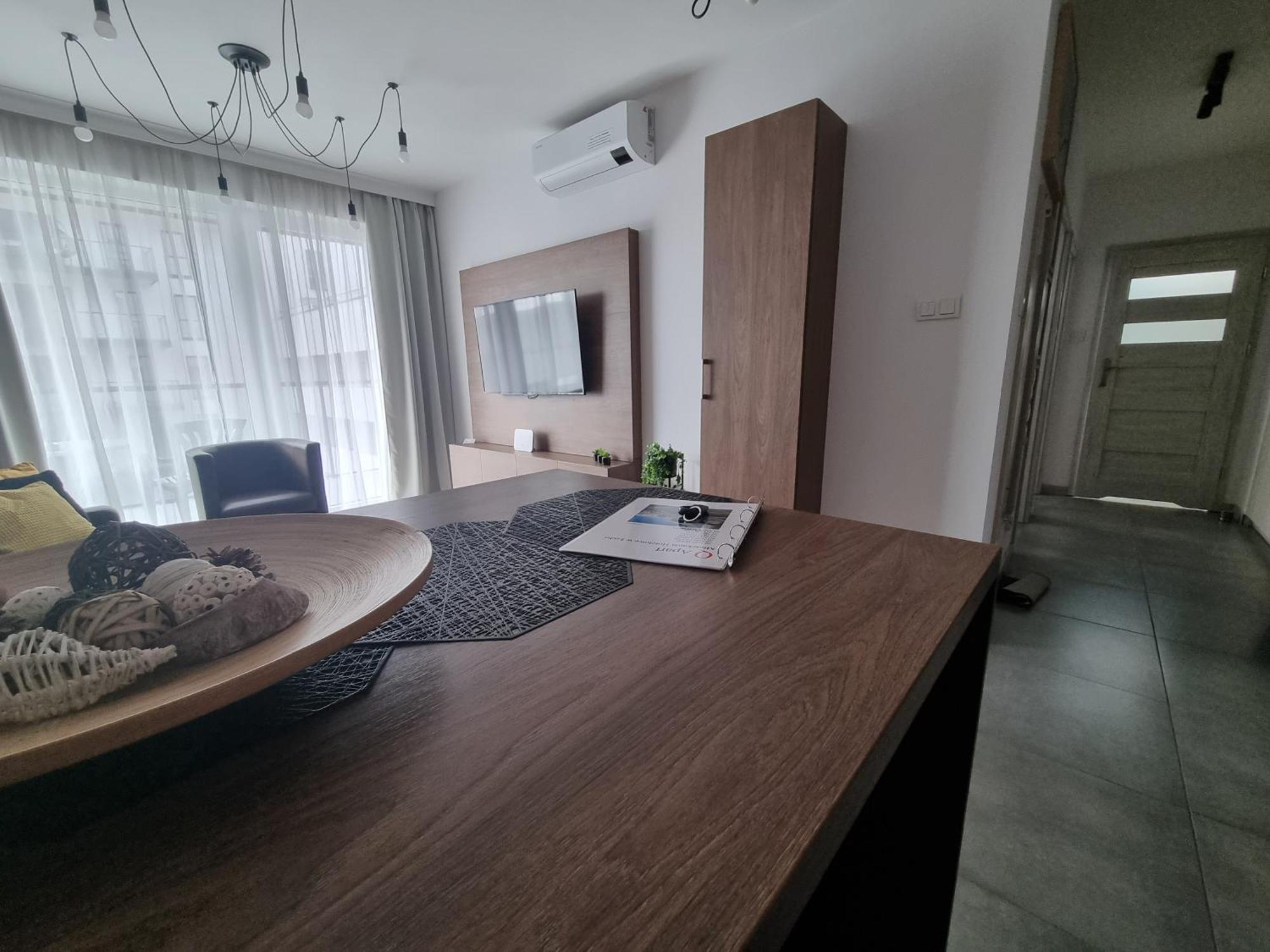 Q Apart Gold-Trzy Pokoje, Manufaktura, Klimatyzacja I Garaz Gratis, Tv Max, Fv, Gwarancja Zadowolenia Łódź Dış mekan fotoğraf