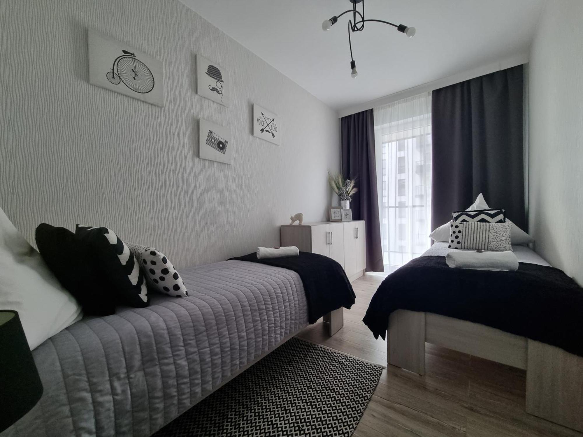 Q Apart Gold-Trzy Pokoje, Manufaktura, Klimatyzacja I Garaz Gratis, Tv Max, Fv, Gwarancja Zadowolenia Łódź Dış mekan fotoğraf